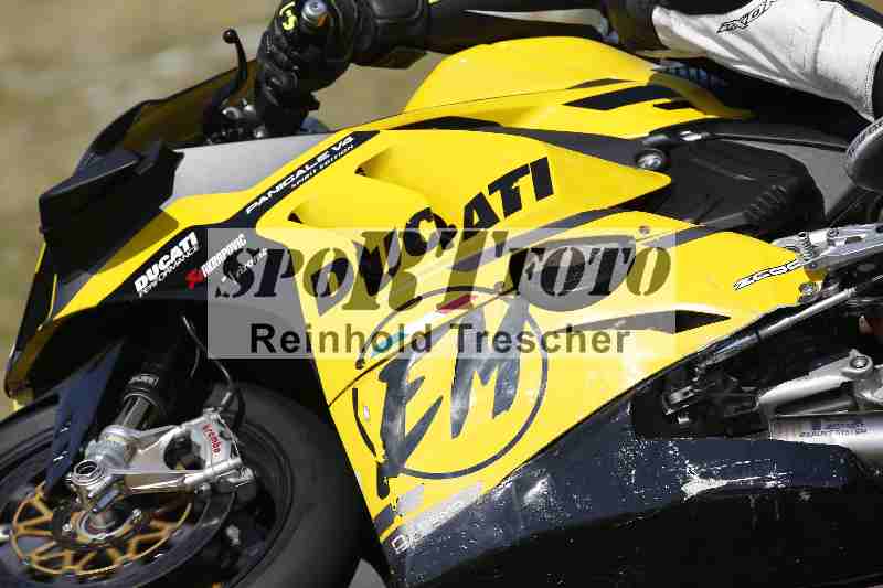 /Archiv-2023/28 05.06.2023 Moto Club Anneau du Rhin/rouge-expert/5